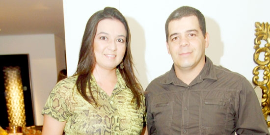 Maristela Ambrósio e Franklin Alan Souza em evento na cidade